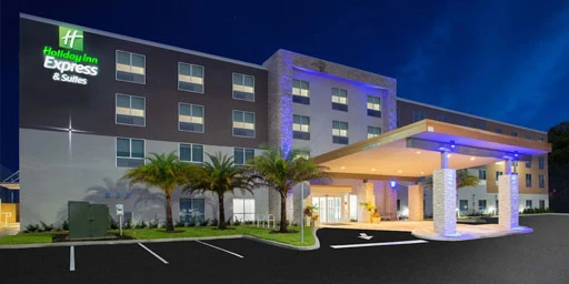 exterior view of Holiday Inn Express & Suites in Deland