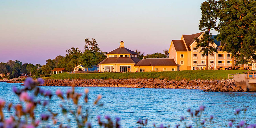 The Lodge at Geneva-on-the-Lake